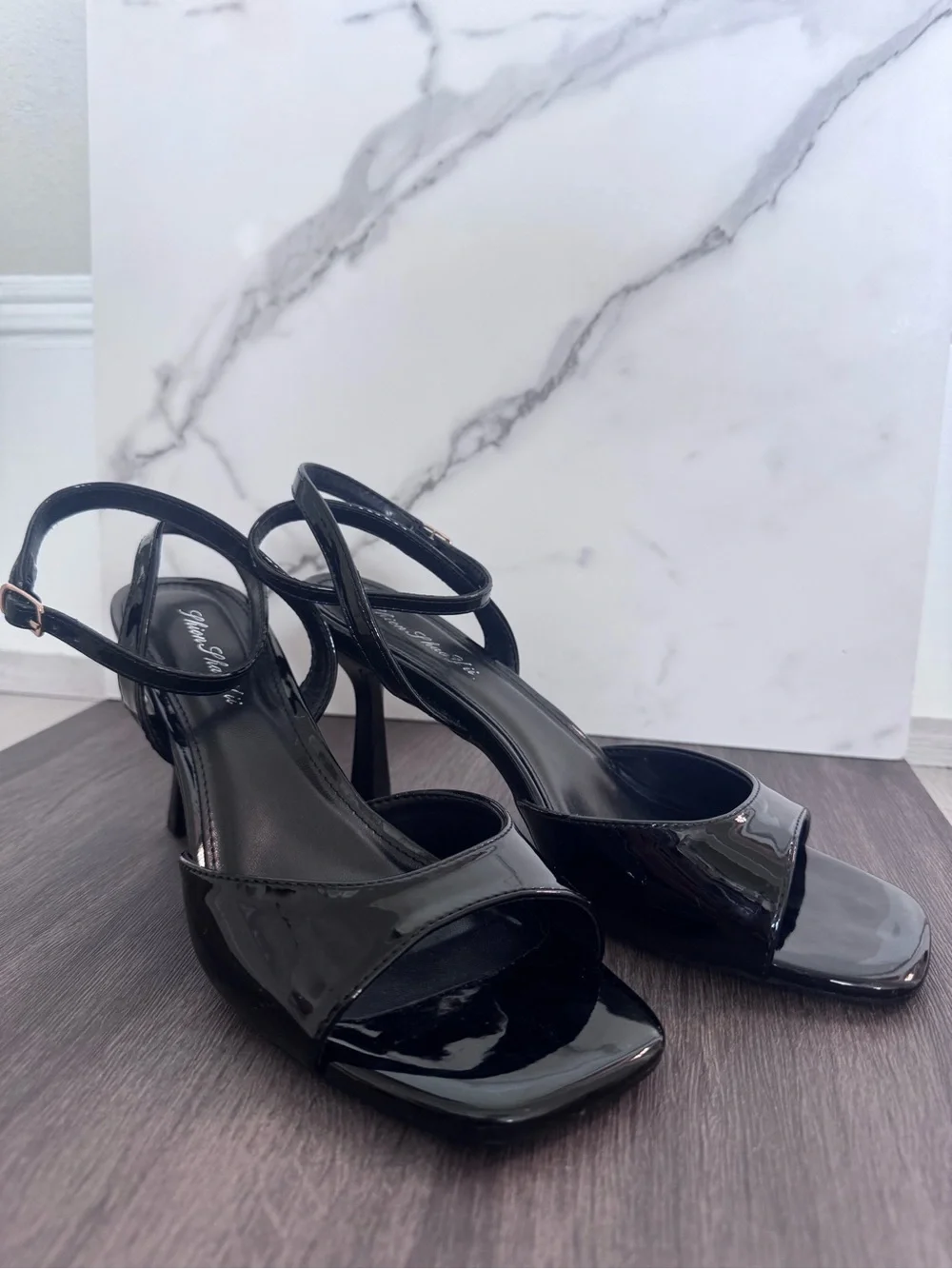 N/A black patent